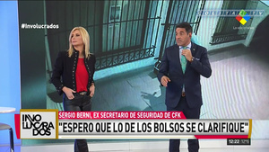 Debora.Plager.Pantalon.Negro.Ajustado.Tipo.Cuero.Involucrados.1080P-ColitazTV.28.jpeg