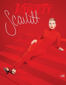 Scarlett Johansson - Page 7 MEKRDZU_t