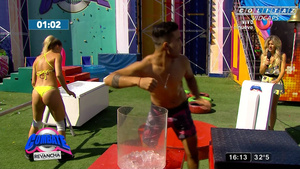 Mica.Viciconte.Combate.Jugando.Hielo.Combate.1080P-Colitaz.20.jpeg