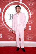 Jake+Gyllenhaal+74th+Annual+Tony+Awards+Arrivals+vCqFnu3WlApx.jpg