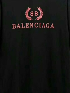 Áo phông Balenciaga