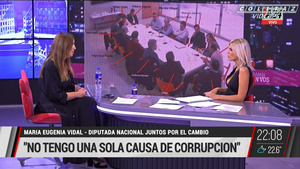 Viviana.Canosa.Platinada.Blusa.Negra.Escote.Viviana.Con.Vos.1080P-Colitaz.40.jpeg
