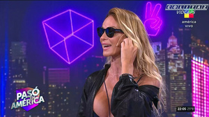 Sabrina.Rojas.Terribles.Pechos.Doble.Oops.Paso.En.America.1080P-Colitaz.39.jpeg