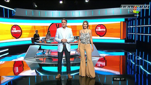 Carolina.Losada.Pantalon.Ajustado.Mostaza.TCAM.1080P-Colitaz.02.jpeg