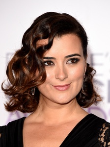 Cote de Pablo ME5RXPH_t