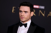 Richard+Madden+Los+Angeles+Premiere+Marvel+Qd6n3vrSY02x.jpg