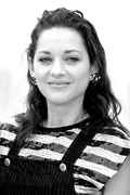 Marion+Cotillard+Bigger+Photocall+74th+Annual+SebGiwv3z2Cx.jpg