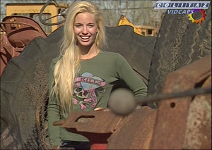 Rocio.Guirao.Diaz.El.Garage.Vid1.SD.60FPS-Colitaz.45.jpeg