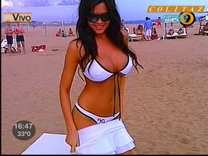 Karina.Jelinek.Cola.Playa.SD.HQ-Colitaz.06.jpeg