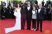 anne-hathaway-armageddon-time-cannes-premiere-20.jpg