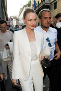 Kate+Bosworth+Giorgio+Armani+Outside+Arrivals+KfG8sE-Wfb_x.jpg