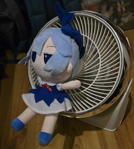 LQfjrUsA.jpg