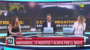 Carolina.Losada.Pantalon.Ajustado.Camisa.Abierta.AN.1080P-Colitaz.49.jpeg