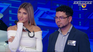 Cande.Ruggeri.Los.8.escalones.Oops.Pollerita.1080P.15.05.25-Colitaz.43.jpeg