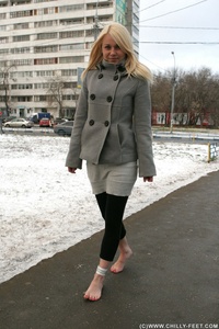 Permanent Link to City Feet – Anna D – 2011 12 24 The first snow