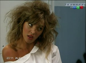 Luisana.Lopilato.Casados.Con.Hijos.Pool.HD-Colitaz.10.jpeg