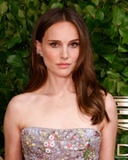 natalie-portman-at-gotham-awards-in-new-york-11-27-2023-1.jpg
