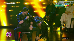 Silvina.Escudero.Cantando.2024.Rock.1080P-Colitaz.57.jpeg