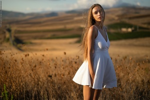 Permanent Link to Photodromm – 2020 08 20 – Alina – Fields of Gold