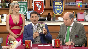 Virginia.Gallardo.Terribles.Pechos.Piernas.y.Descuidos.Polemica.1080P-Colitaztv.03.jpeg