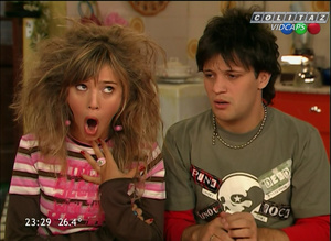 Luisana.Lopilato.Casados.Con.Hijos.Pool.HD-Colitaz.20.jpeg