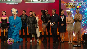 Silvina.Escudero.Bonus.Clip.Cantando.2024.Rock.1080P-Colitaz.16.jpeg