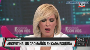 Viviana.Canosa.Camisa.Blanca.Desabotonada.1080P-ColitazTV.68.jpg