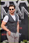 the-gray-man-berlin-premiere-37.jpg
