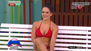 Brenda.Gomez.Laurita.Fernandez.Liquido.Blanco.Combate.1080P-Colitaz.03.jpeg