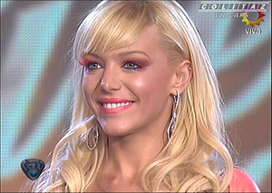 Colitaz-Evangelina.Anderson.Bailando.2008.Pop.Latino.Best.Parts.30-06-08.HQ.60FPS.14.jpeg