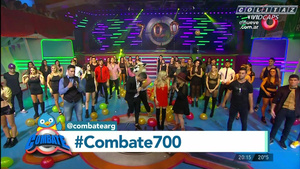 Laurita.Fernandez.Vestido.Rojo.Transparencia.Descuido.Combate.1080P-Colitaz.05.jpeg