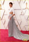 zendaya-oscars-2022-red-carpet-24.jpg