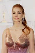 jessica-chastain-gian-luca-passi-de-preposulo-oscars-08.jpg