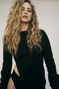 jennifer-lawrence-for-interview-magazine-june-2023-5.jpg