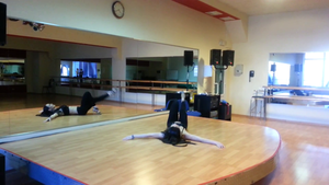 [Image: ME19K2QU_t.png]